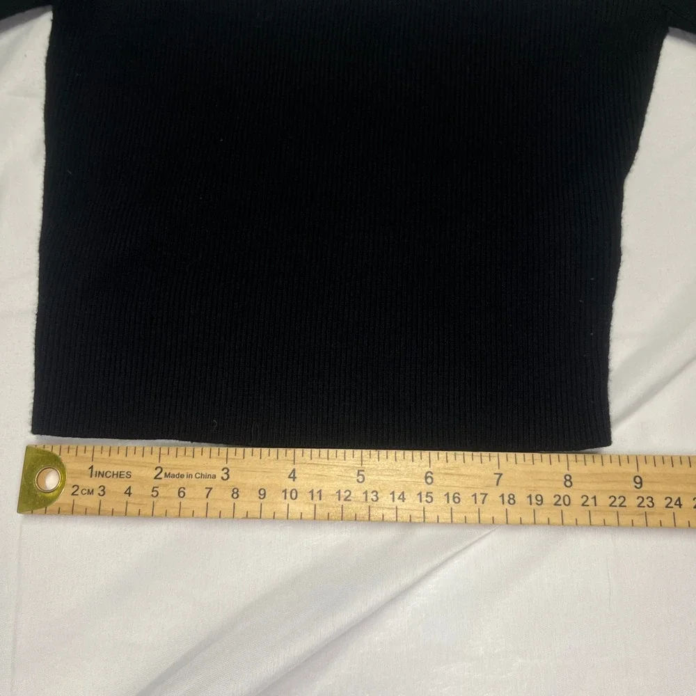Silence‎ + Noise Small Black Ribbed Off The Shoulder Crop Top